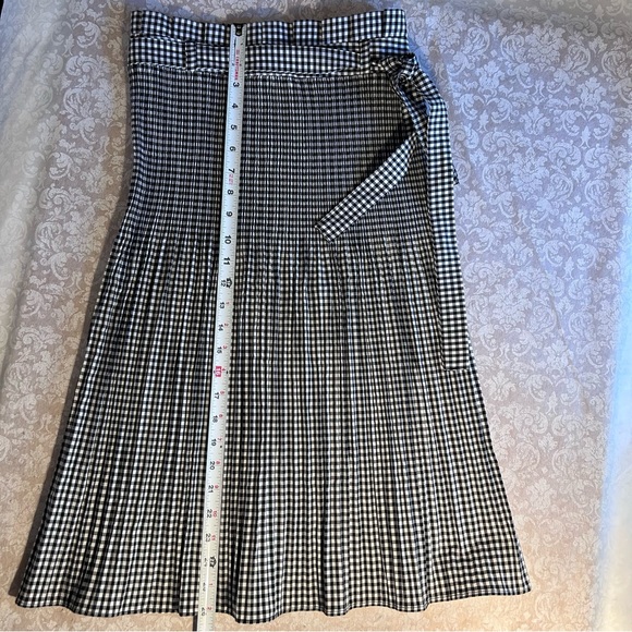 Zara ~new ~Gingham Check Smocked Pleated Skirt in size XS - Picture 11 of 13